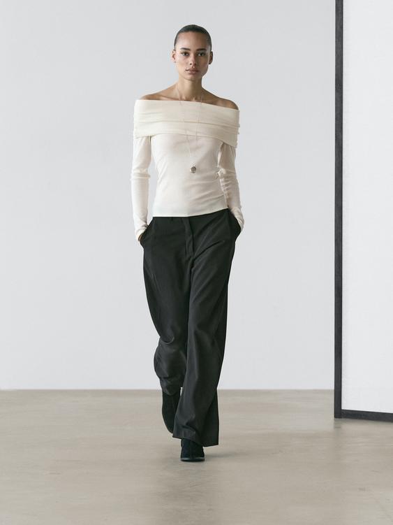 Cotton blend off-the-shoulder T-shirt