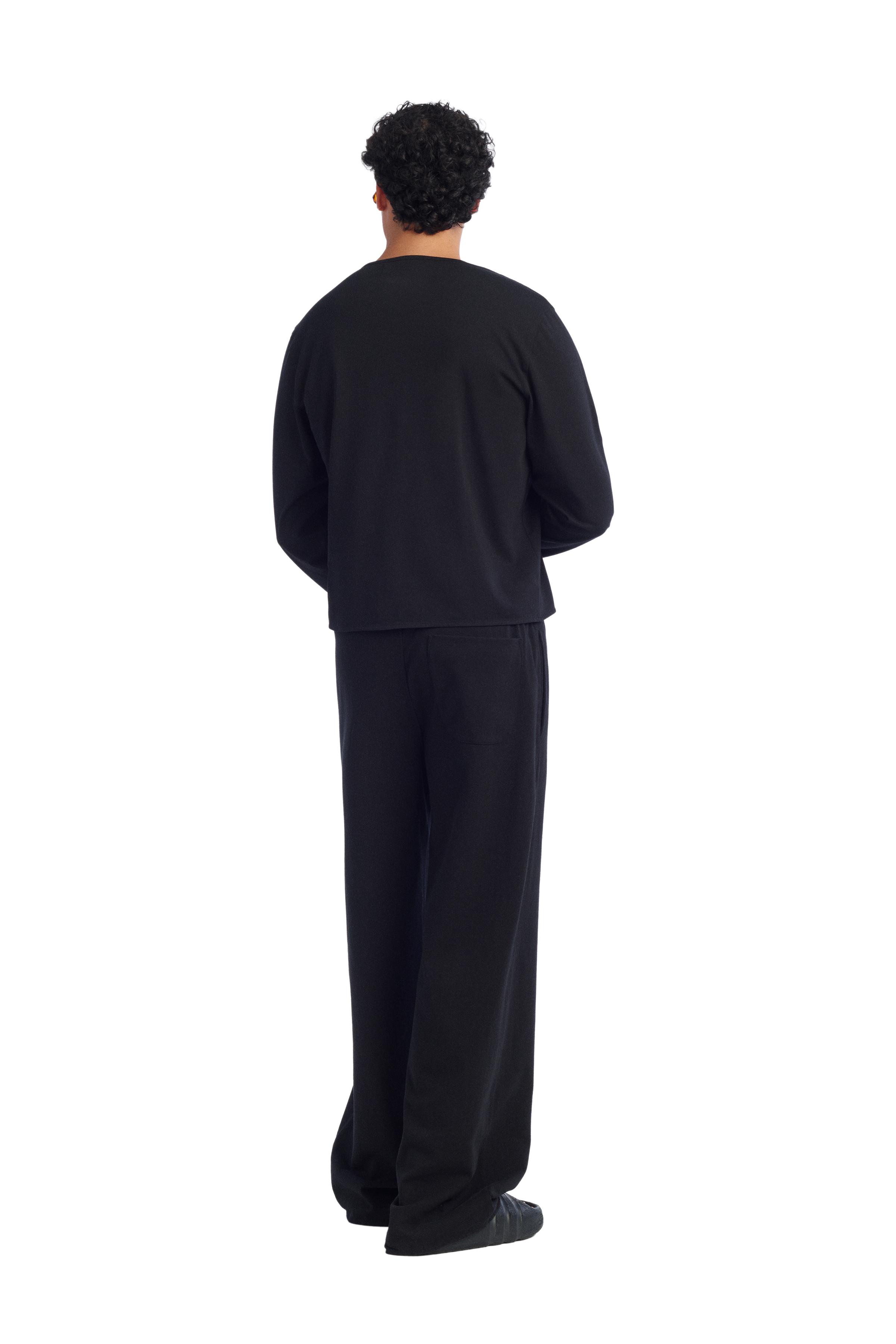 REGULAR FIT HENLEY T-SHIRT — Black