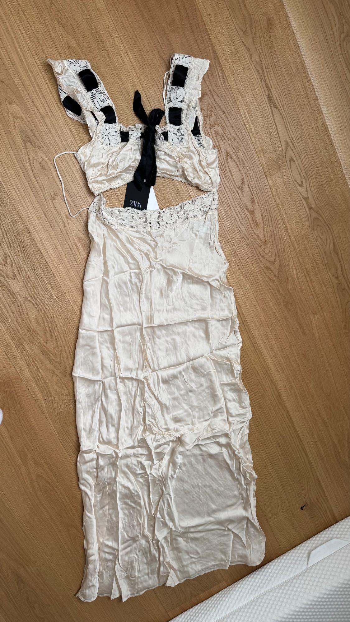 SATINKLEID MIT SPITZE,NEU - Image 5