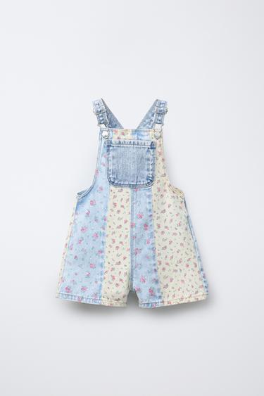 PETO DENIM CORTO PATCHWORK FLORES - Crudo de Zara