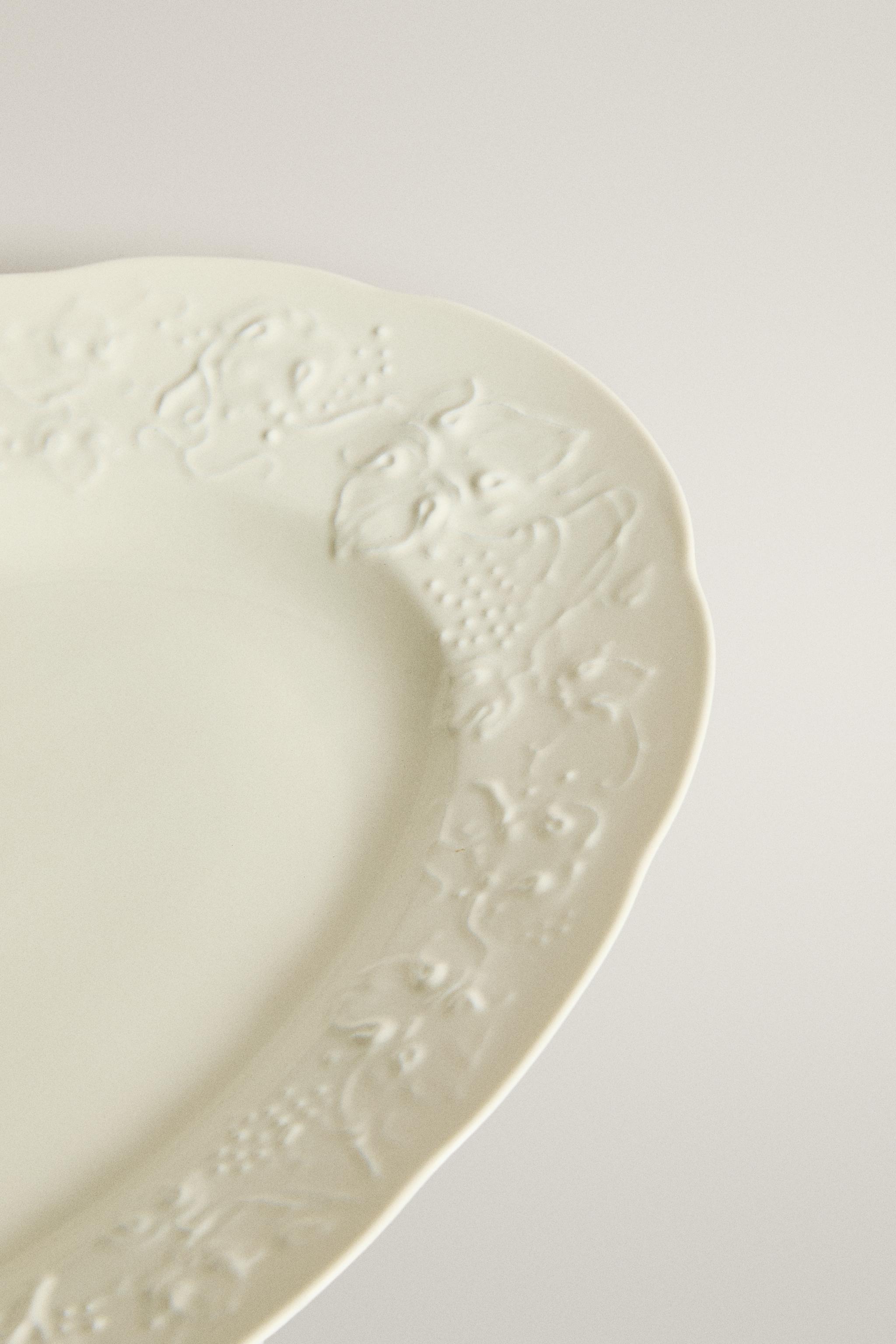GRAPE PORCELAIN SERVING DISH