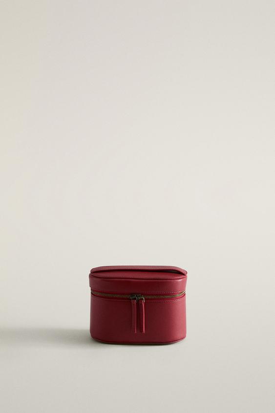 PETITE TROUSSE DE TOILETTE RIGIDE EN CUIR - Rouge de Zara - Image 0