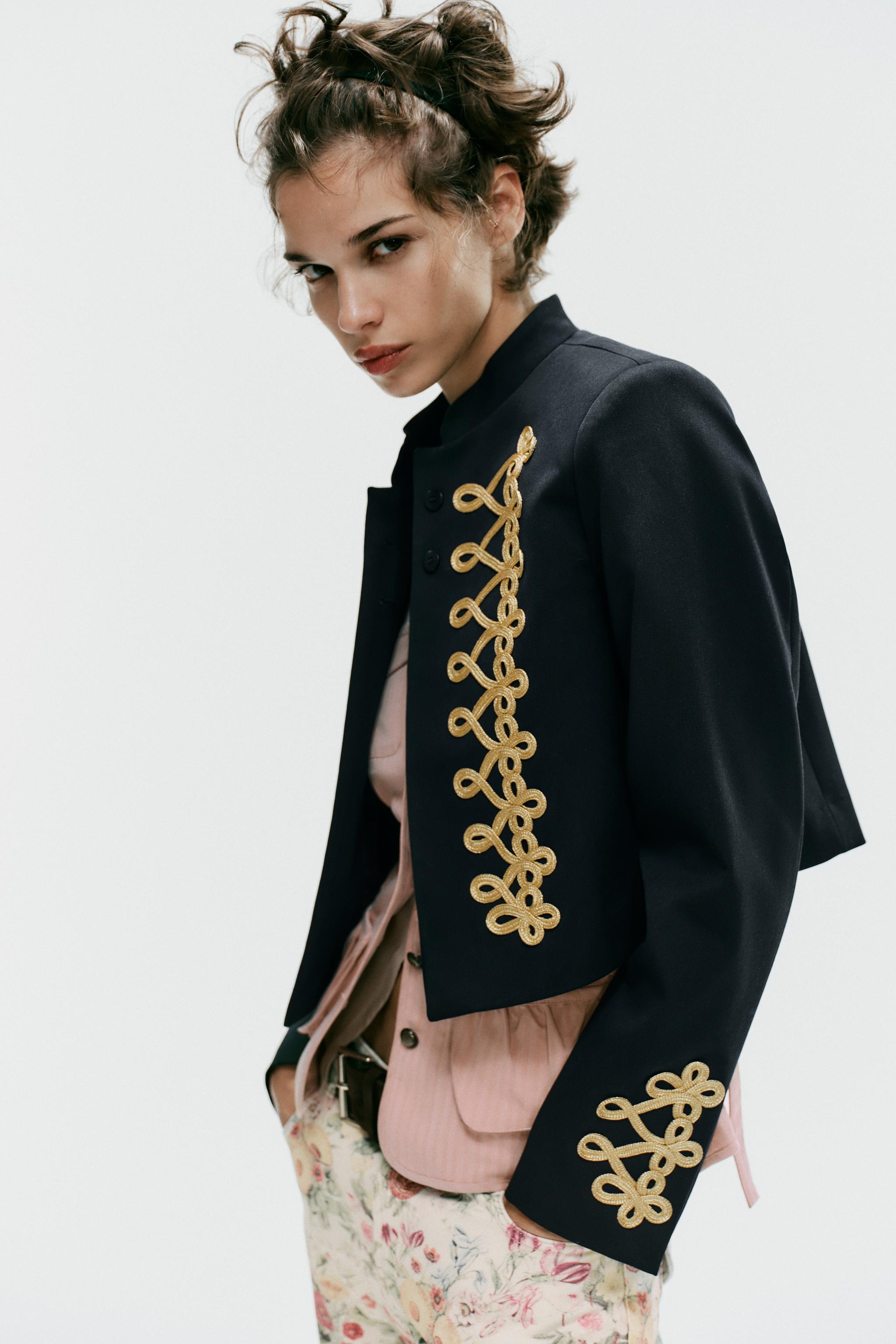 Женские пиджаки Zara CROPPED FROG FASTENING BLAZER — фото 3