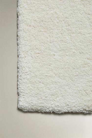 TAPIS TEXTURE DOUCE - Écru de Zara - Image 4