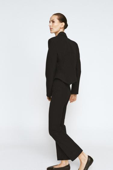 КОРОТКИЙ БЛЕЙЗЕР С ОТСТРОЧКОЙ — ZW COLLECTION — ЧЕРНЫЙ от Zara