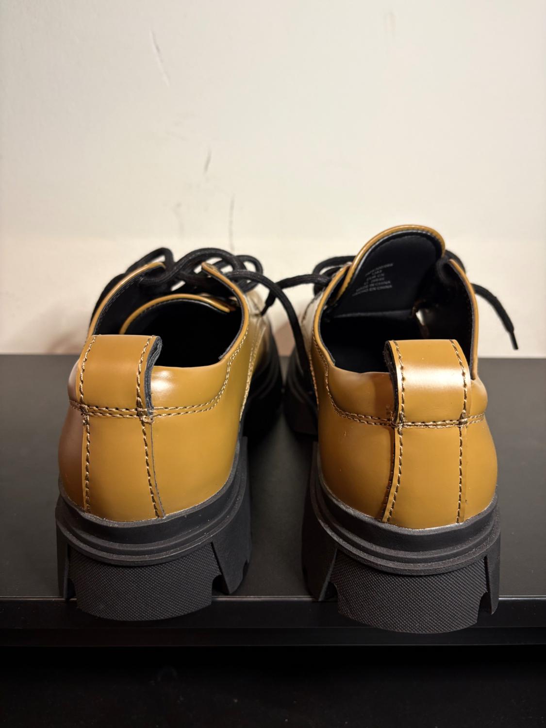 CHUNKY SHOES - LIMITED EDITION - Image 2