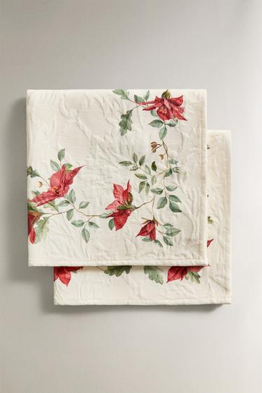 PACK OF CHRISTMAS FLORAL JACQUARD NAPKINS (PACK OF 2) - Greenish by Zara - Image 0