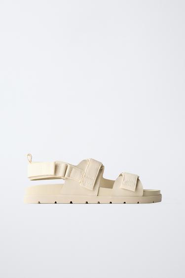 صندل بأشرطة - أبيض صدفي الخاص بـ Zara