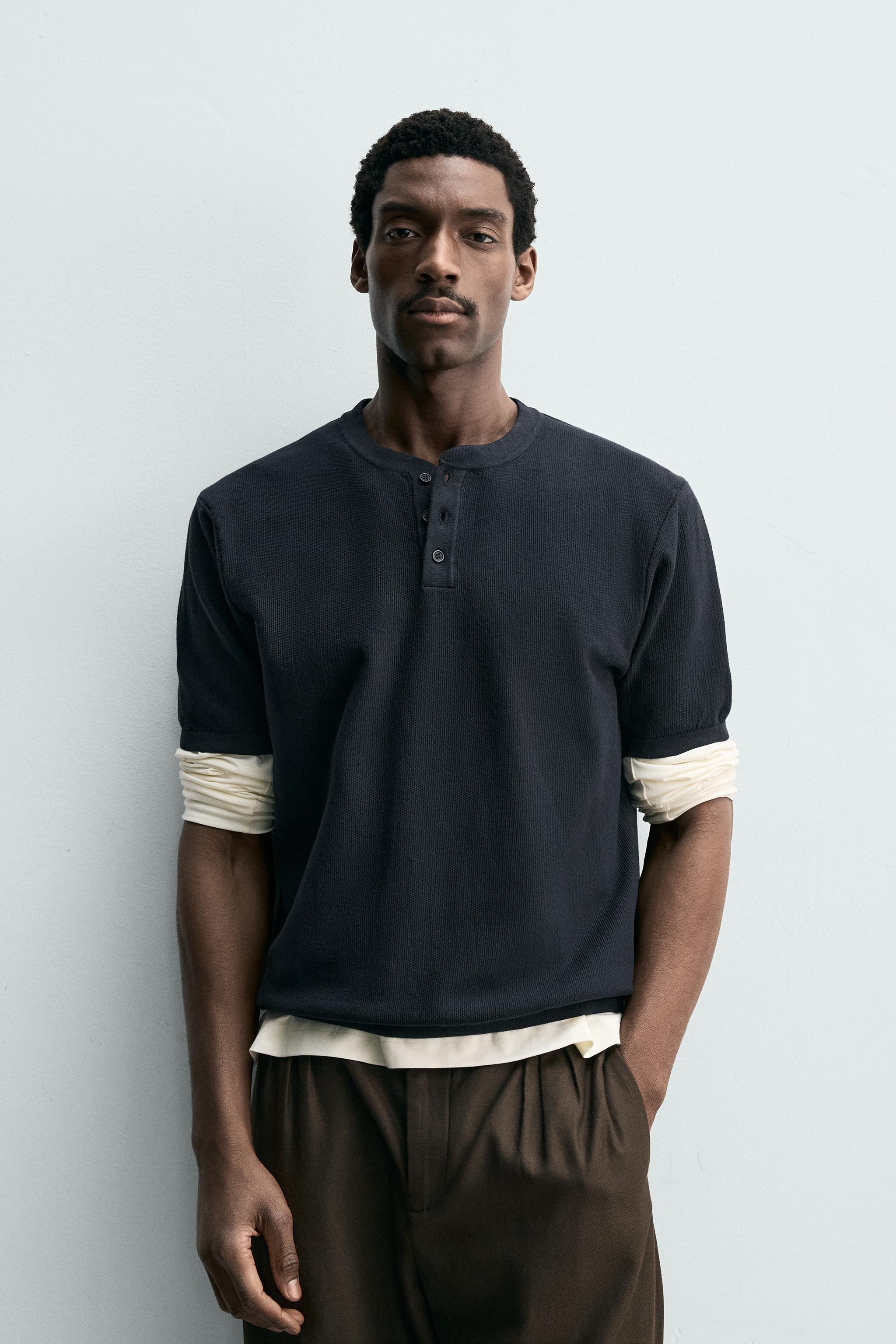 DÜĞMELİ YAKA TRİKO T-SHIRT