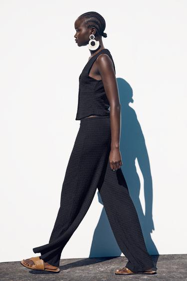 TEXTURED STRAIGHT-FIT TROUSERS - Black by Zara