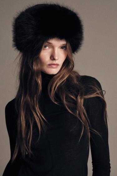 Zara FAUX FUR KNIT BEANIE - Black
