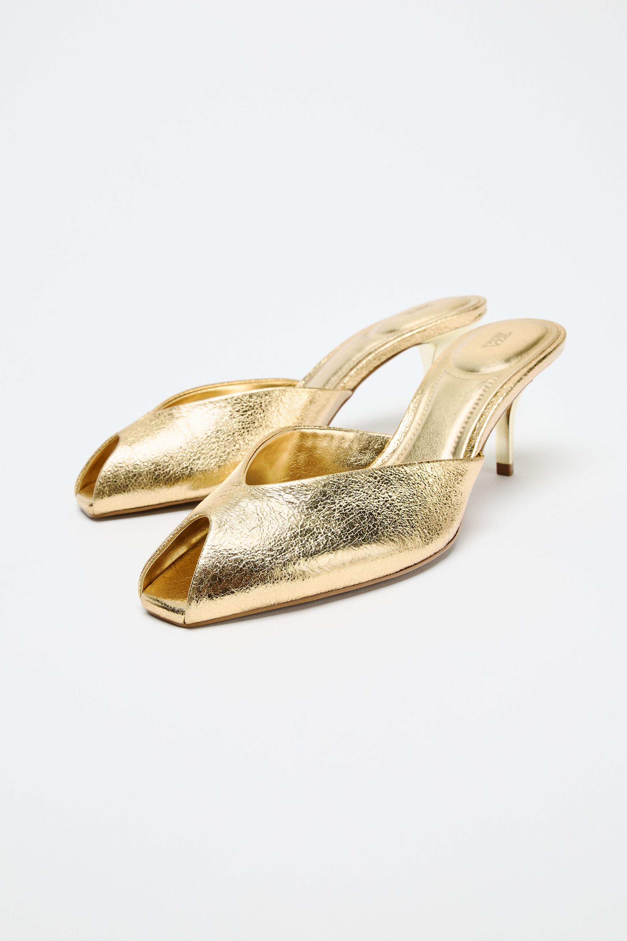 新品未使用　定価33000円Petrucha / Mara [sand] METALLIC EFFECT SANDALS - Gold | ZARA United States