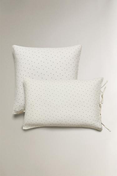 KIDS' DOTTED COTTON PILLOWCASE - Blue/White by Zara