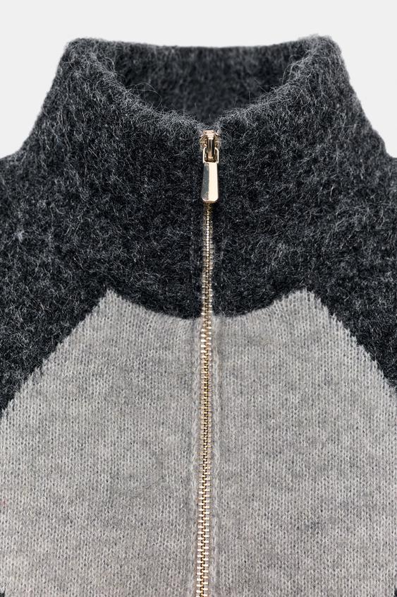 PULL EN MAILLE À LOSANGES - Gris de Zara - Image 7