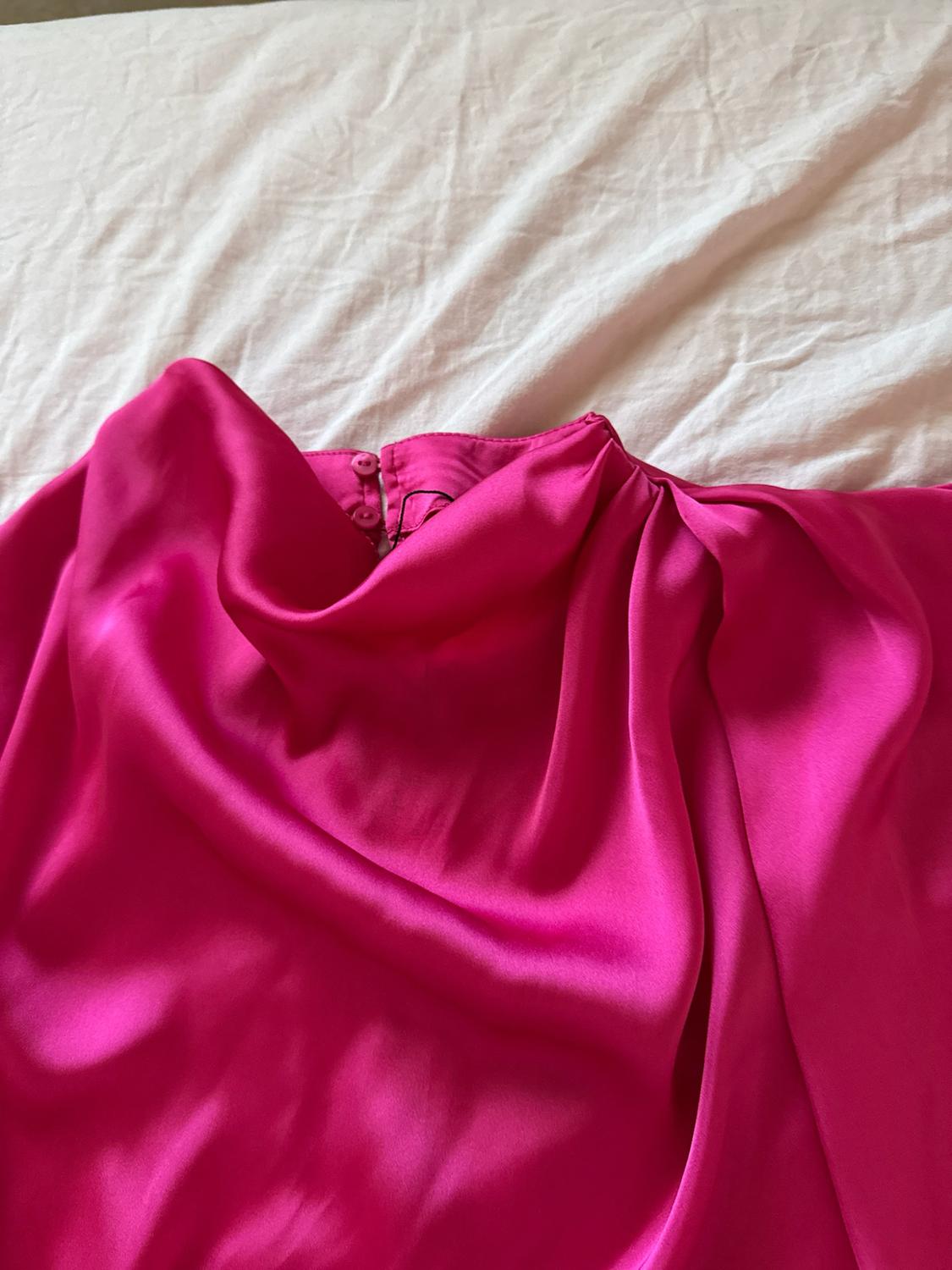 SATIN TOP WITH DRAPED DETAIL - Image 4
