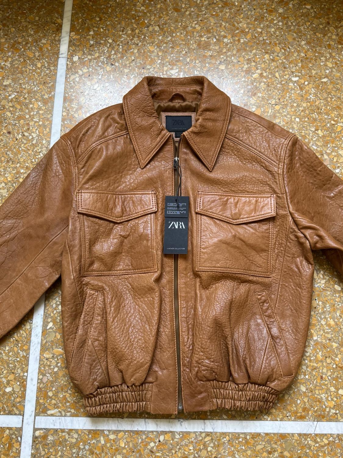 LEATHER JACKET WITH POCKETS - Image 2