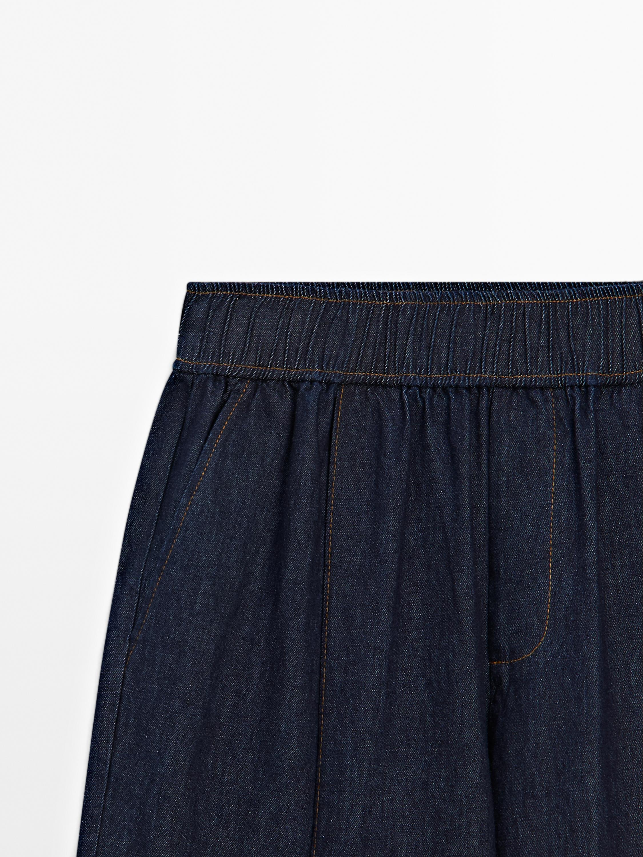 Flowing cotton blend jeans