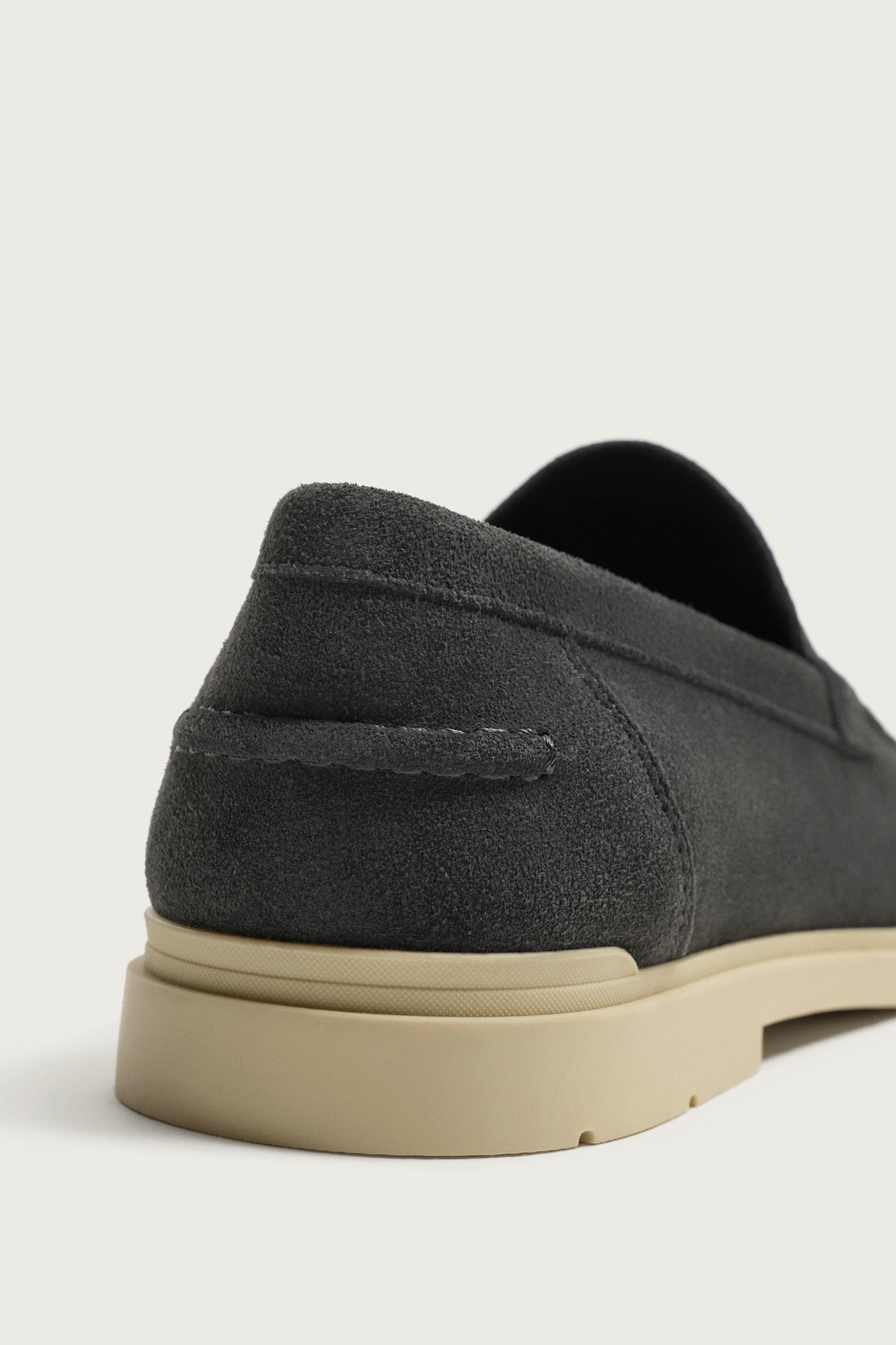 CASUAL LEATHER LOAFERS