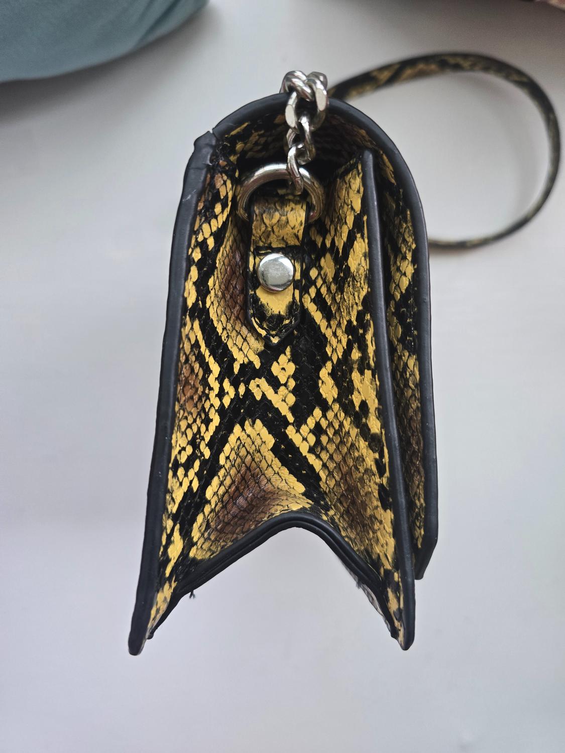 BAG - Image 4