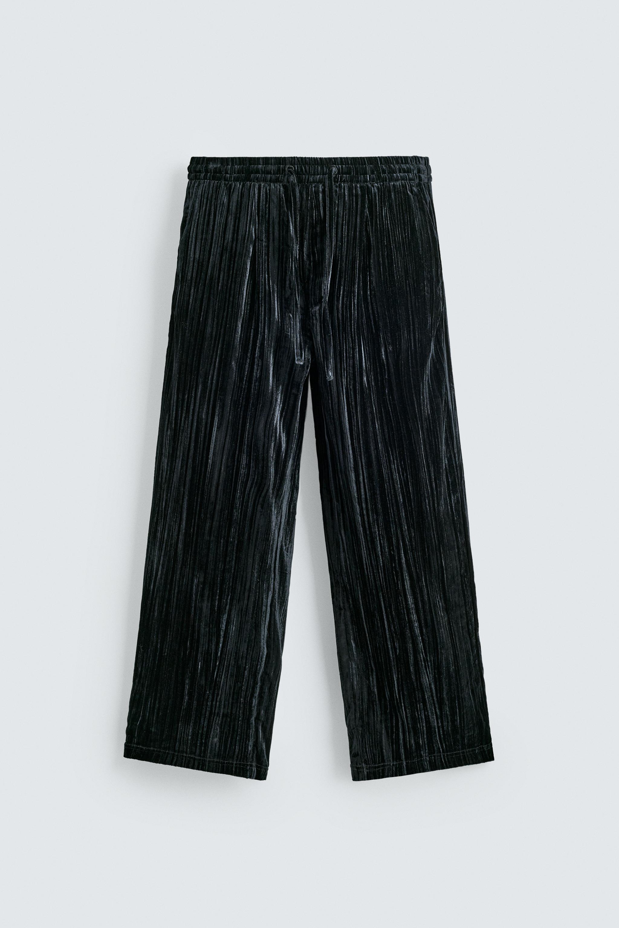 PLEATED VELVET PANTS