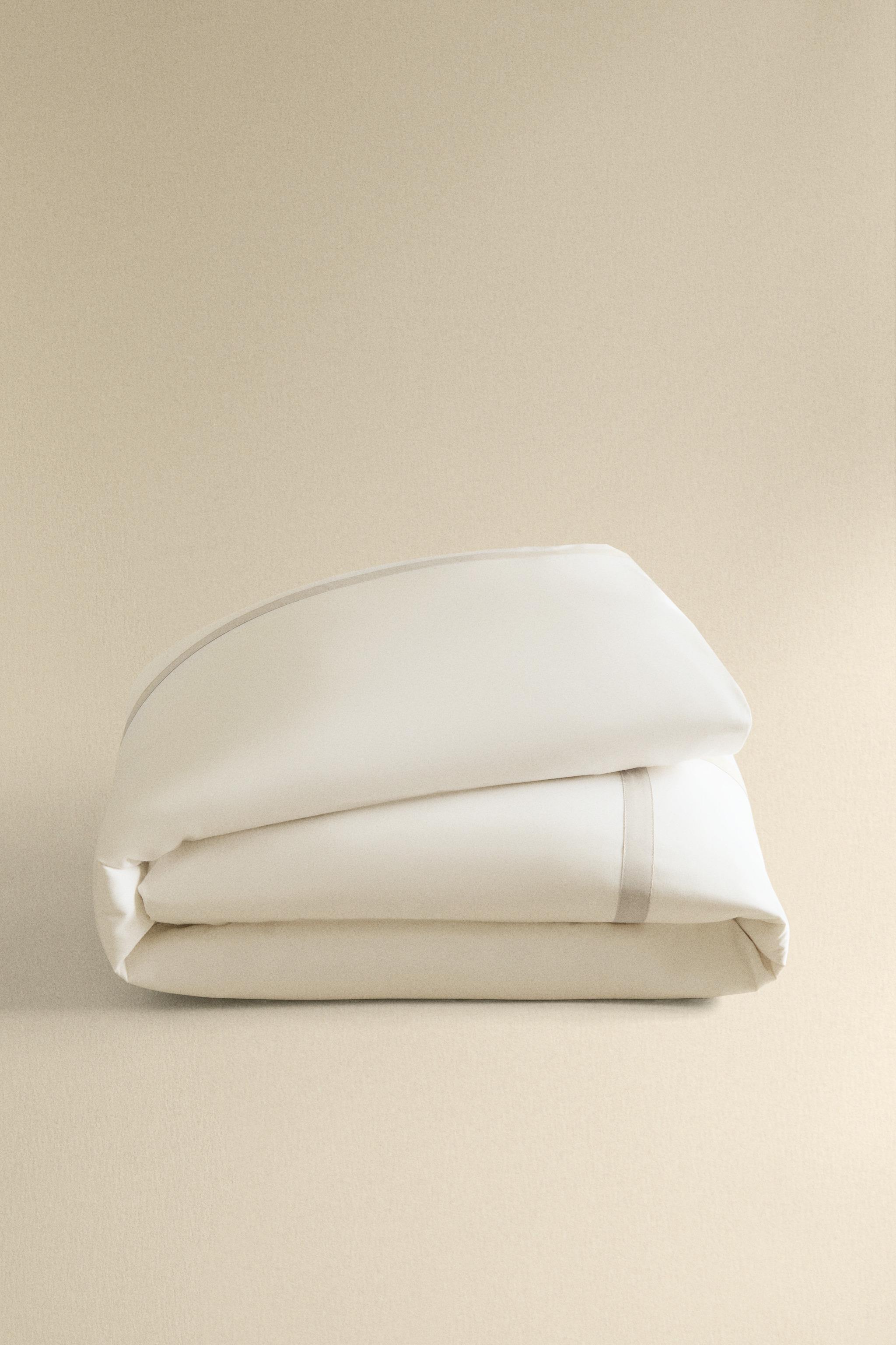 SATEEN DUVET COVER WITH BORDER (300 THREAD COUNT)