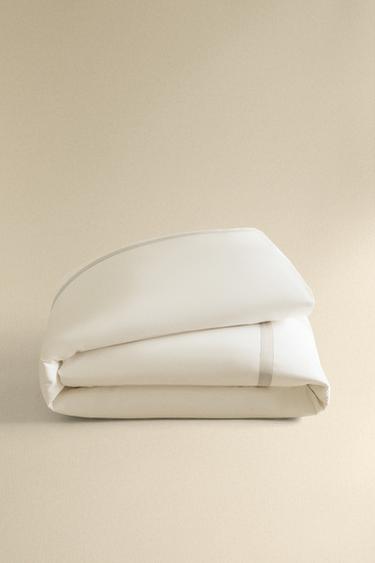 SATEEN DUVET COVER WITH BORDER (300 THREAD COUNT) - Light grey by Zara - Image 4