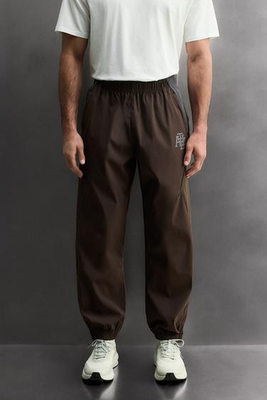 PANTALON TECHNIQUE COLOR BLOCK FOOTBALL - Bordeaux de Zara - Image 1