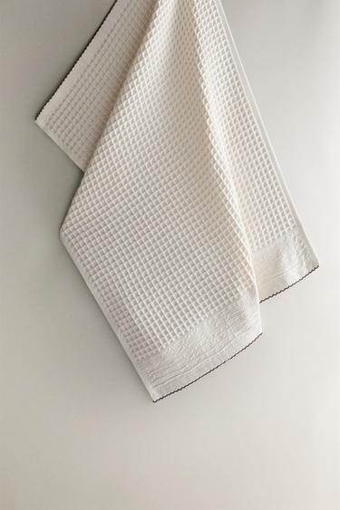 WAFFLE-KNIT TEA TOWEL - Ecru by Zara