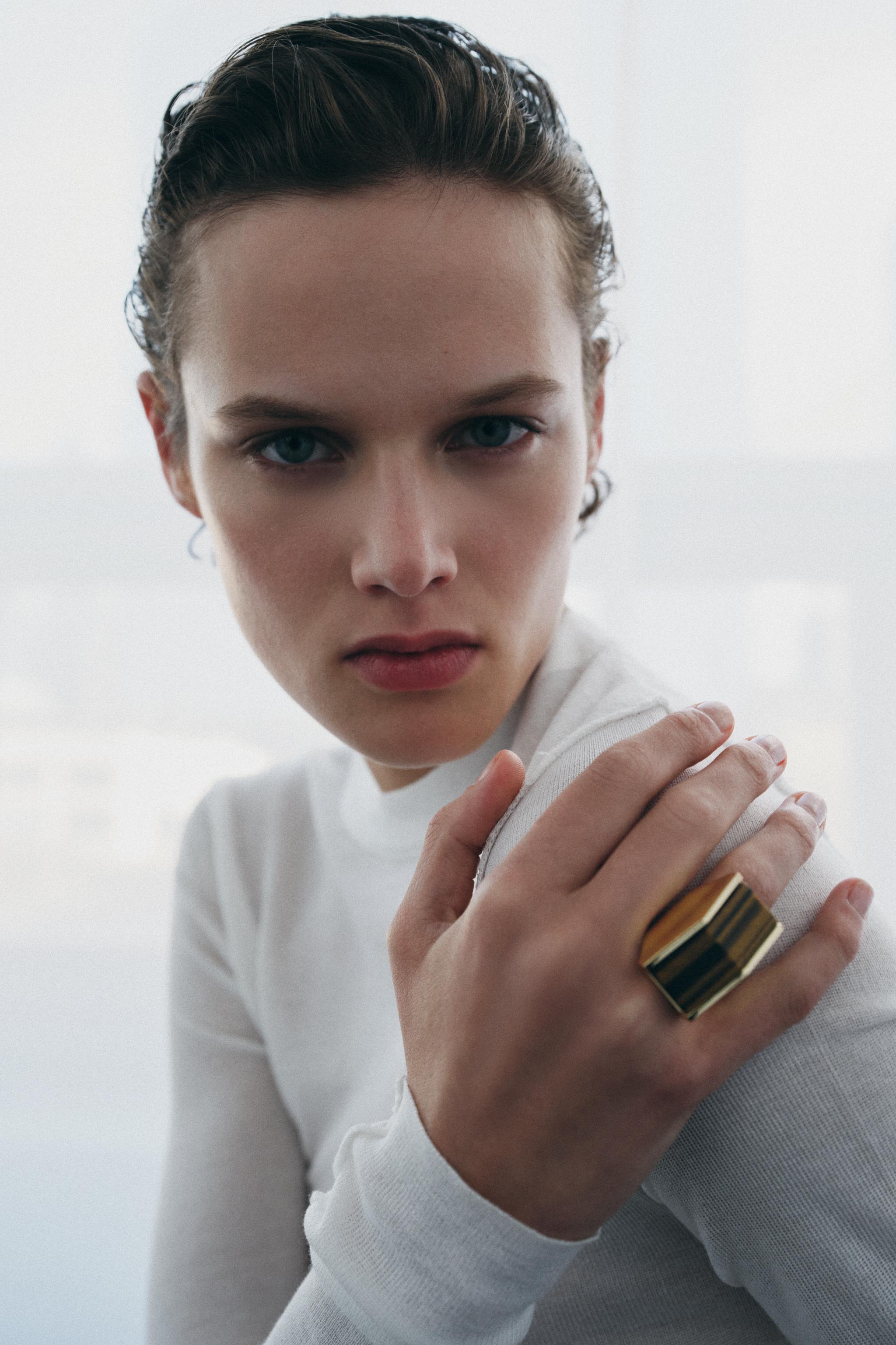 MAXI GEOMETRIC STONE RING