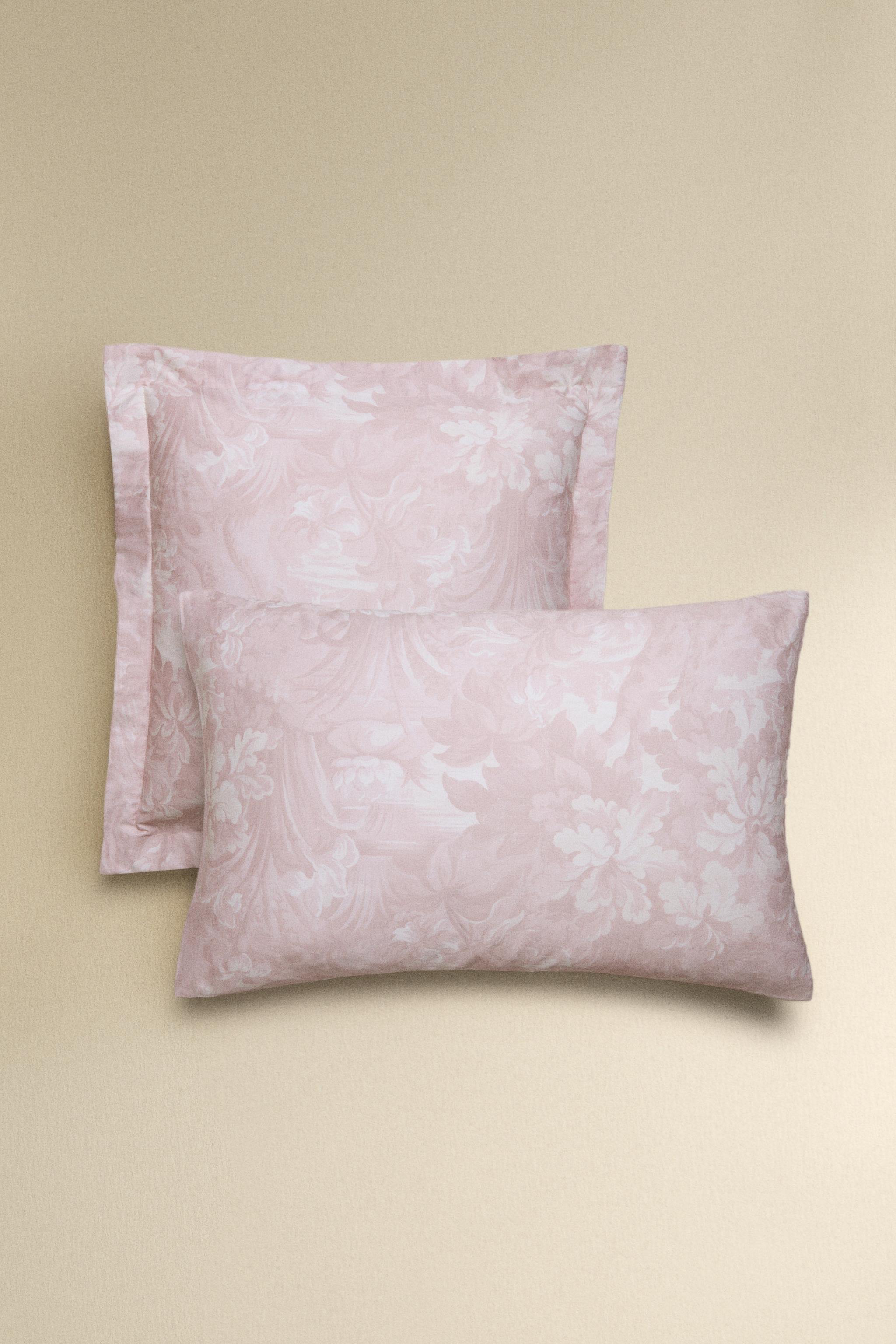 PILLOWCASE WITH FLORAL AND BRANCH PRINT — Light pink