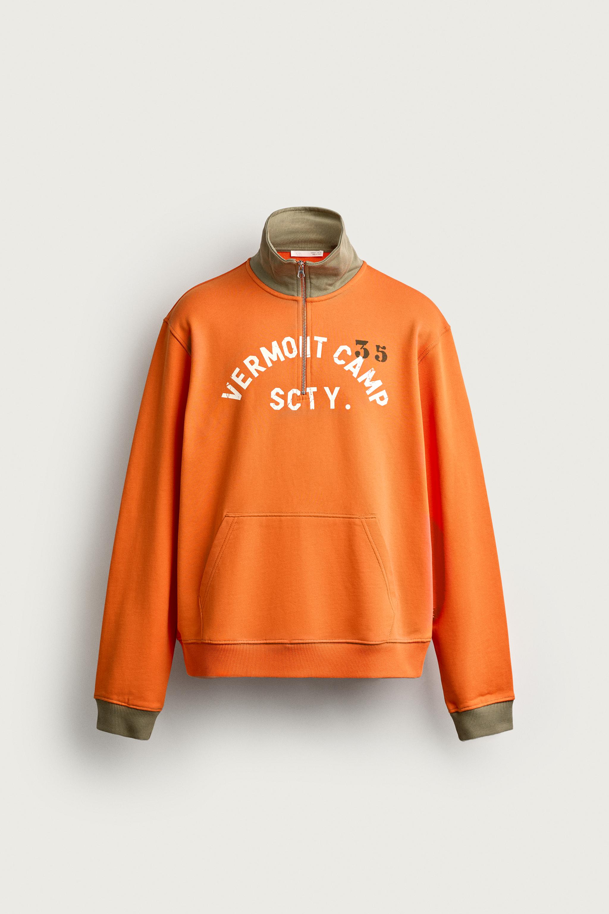 CONTRAST TEXT QUARTER-ZIP SWEATSHIRT — Orange