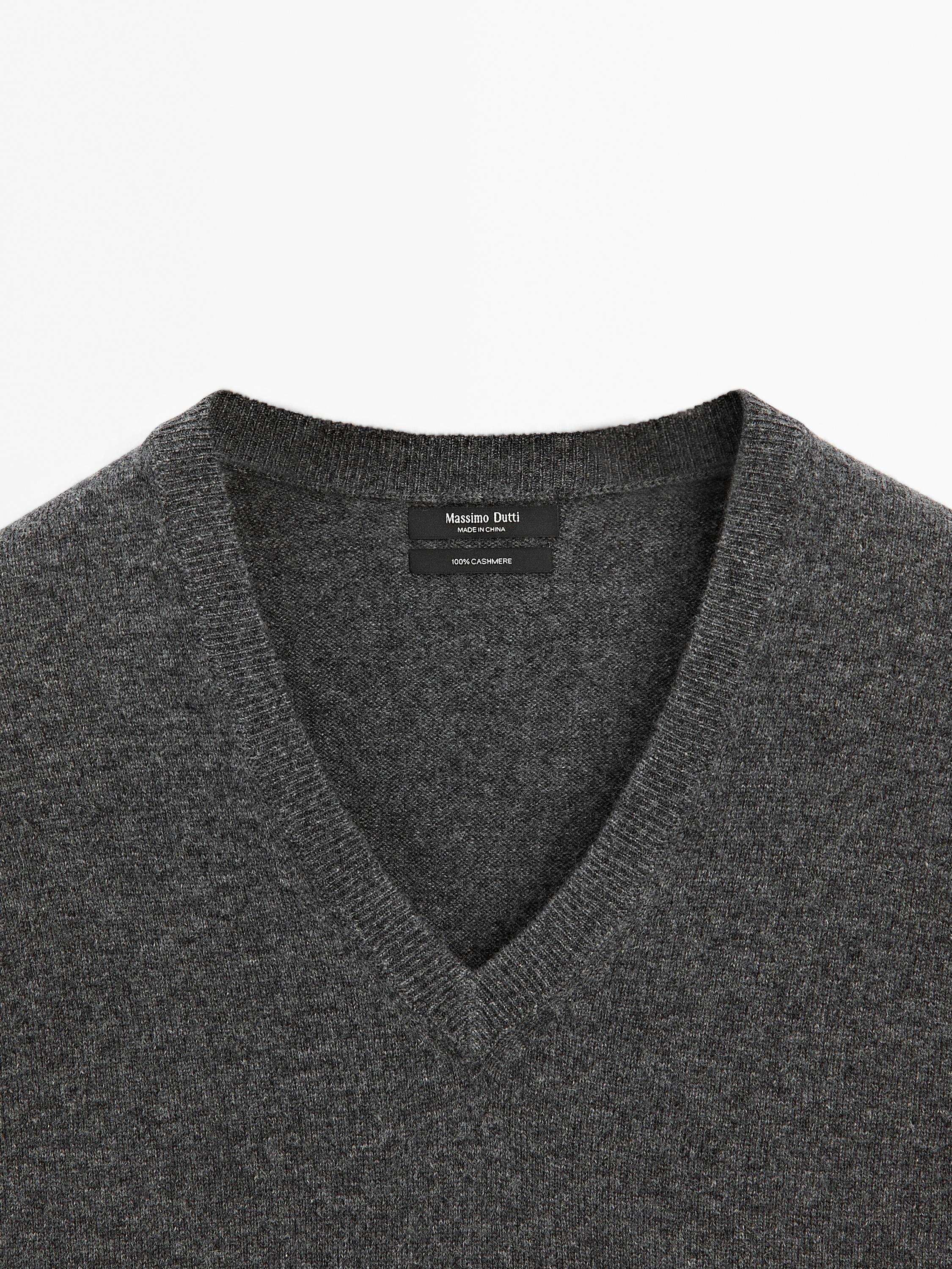 Knit 100% cashmere V-neck sweater