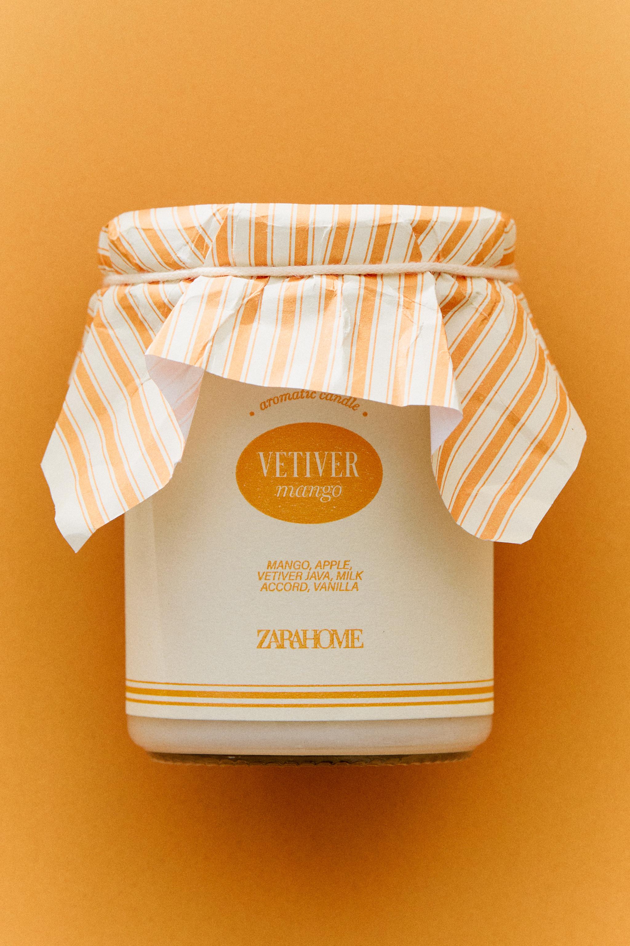 (130 G) VETIVER MANGO SCENTED CANDLE