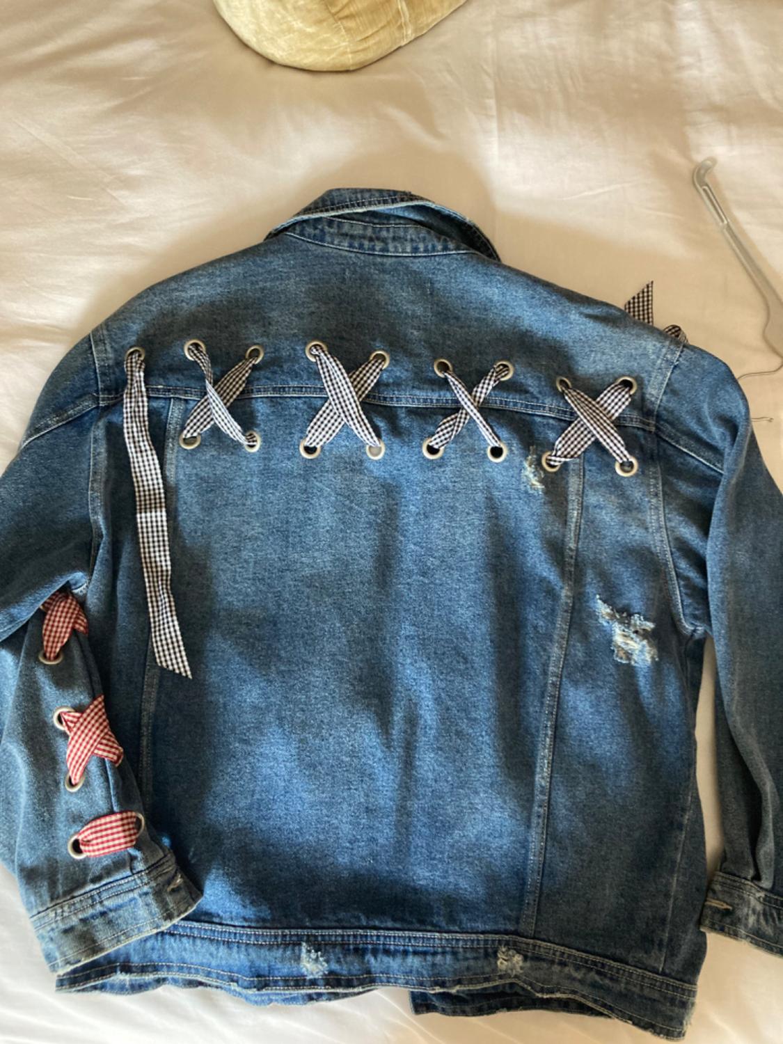 DENIM JACKET WITH BOWS - Image 2