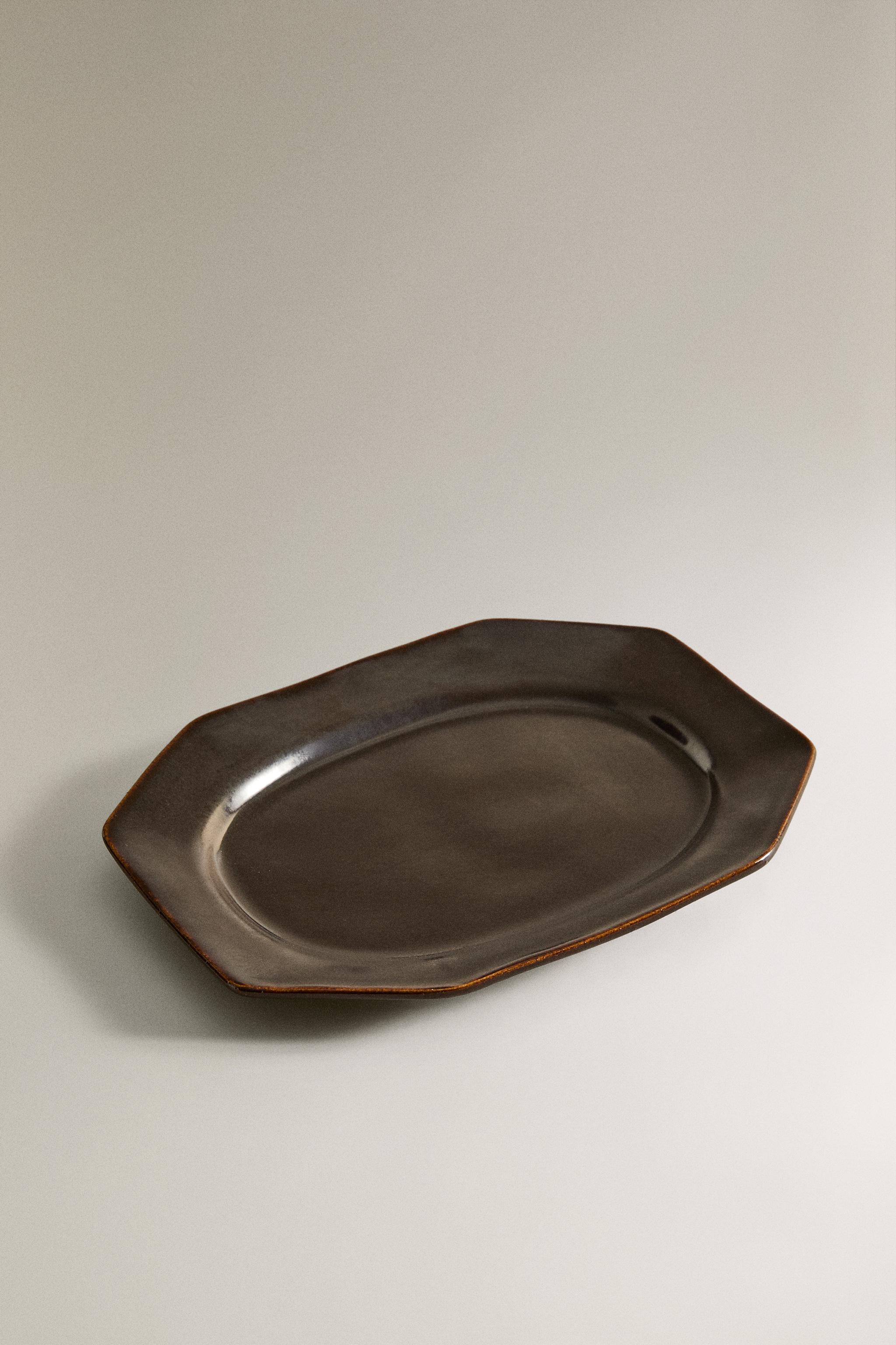 STONEWARE TRAY
