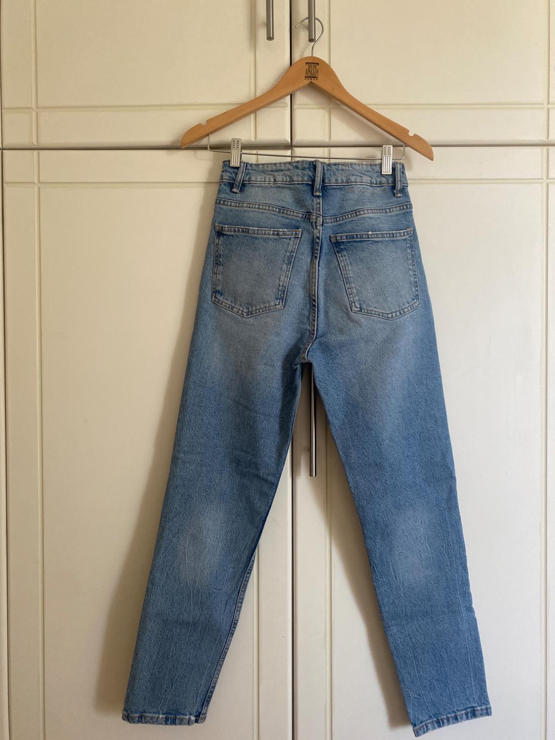HIGH-RISE TRF MOM JEANS - Image 5