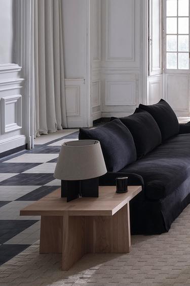 SIDETABLE 01 - Beige claro de Zara