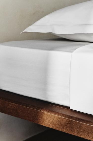 SATEEN FITTED SHEET | 40 CM HIGH (300 THREAD COUNT) – Fehér a ZARA-tól – 0 kép