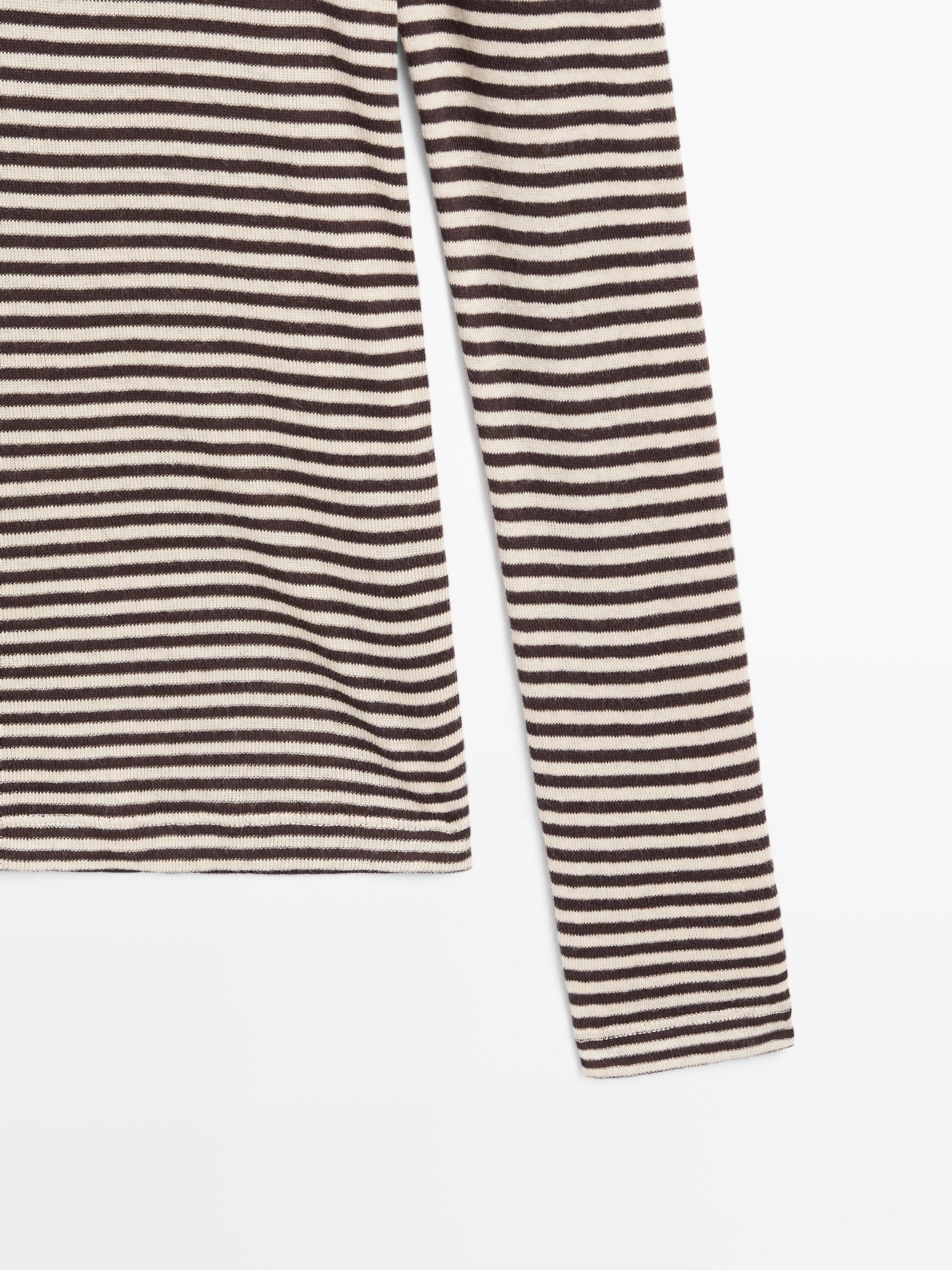 Striped fine knit quarter-zip sweater