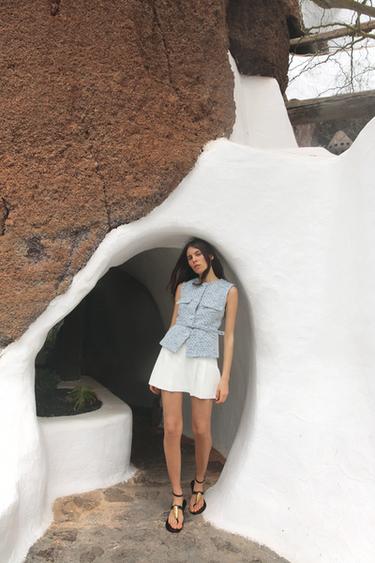 Zara STRUCTURED BELTED VEST - White / Sky blue