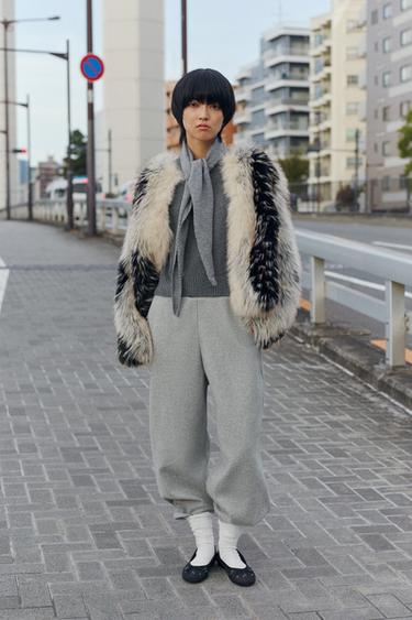 ZW COLLECTION ショートフェイクファーコートマルチカラ―ZaraのZW COLLECTION ショートフェイクファーコート - マルチカラ― 