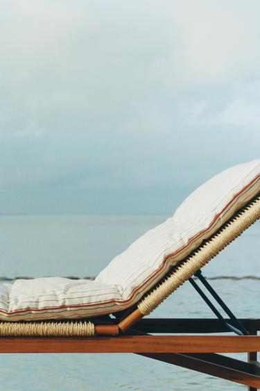 Zara TEAK OUTDOOR LOUNGER - Light beige