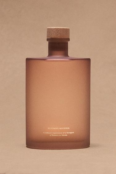 (400 ML) BLOOMING MAGNOLIA REED DIFFUSERS - Black / Ecru by Zara - Image 5