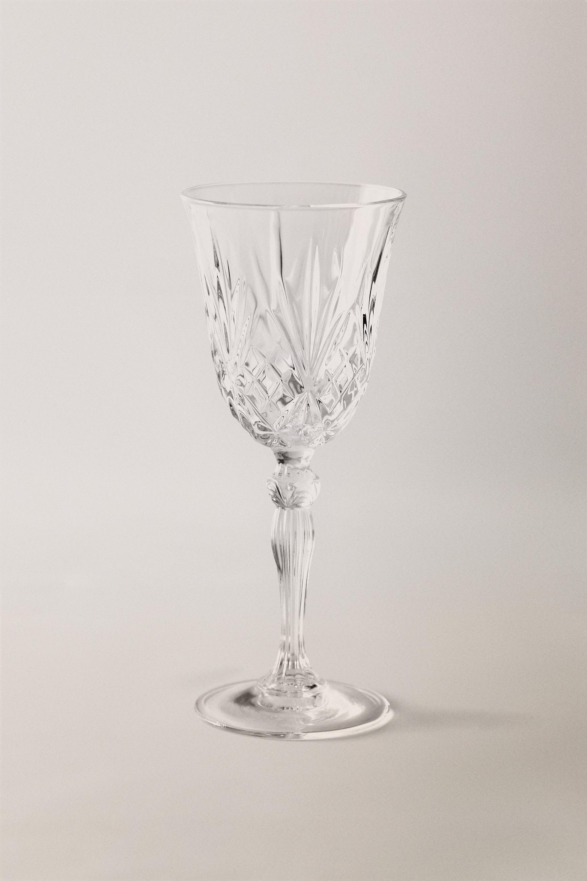 VERRE À VIN TAILLÉ CRISTALLIN
