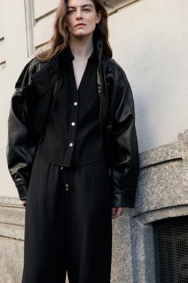 CAZADORA EFECTO PIEL - Negro de Zara