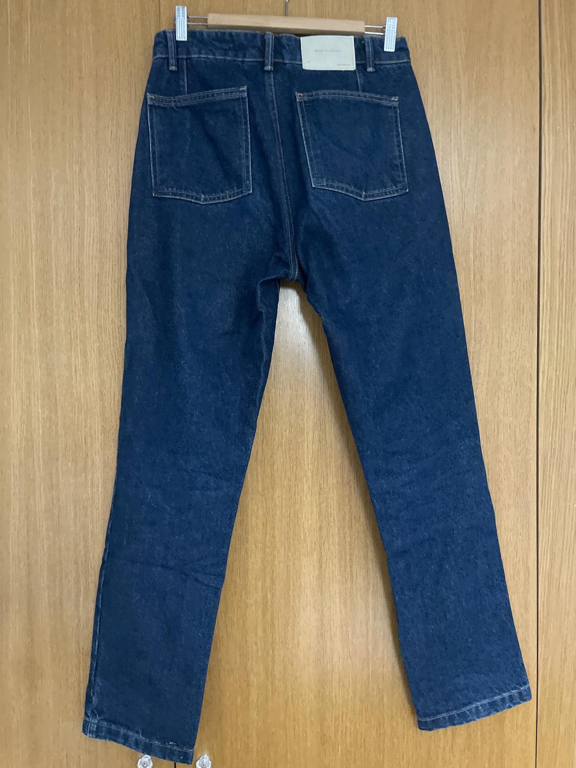 STRAIGHT FIT JEANS - Image 2
