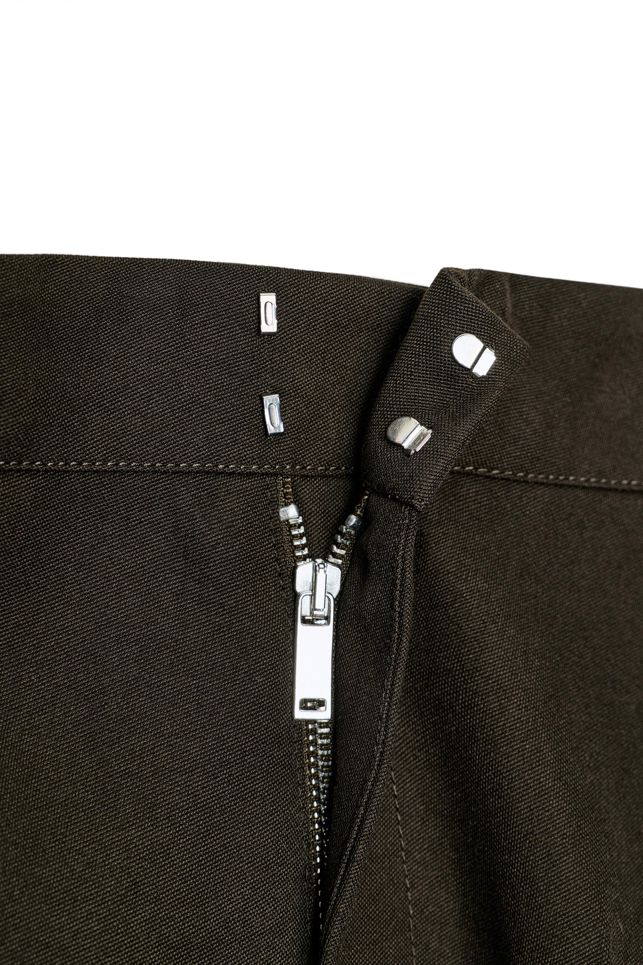ZW COLLECTION LIMITED EDITION ZIPPER CARGO PANTS