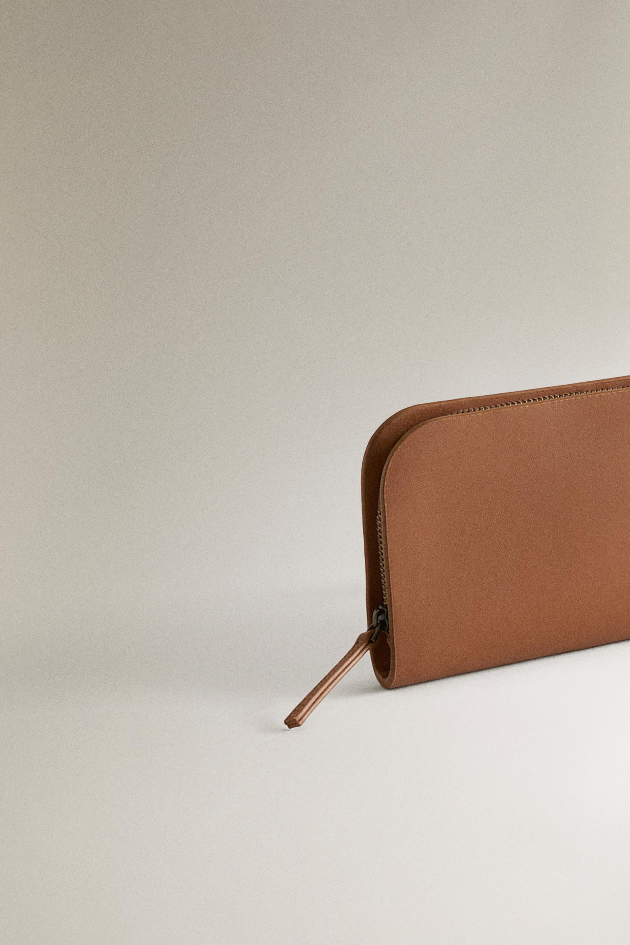 LEATHER WALLET