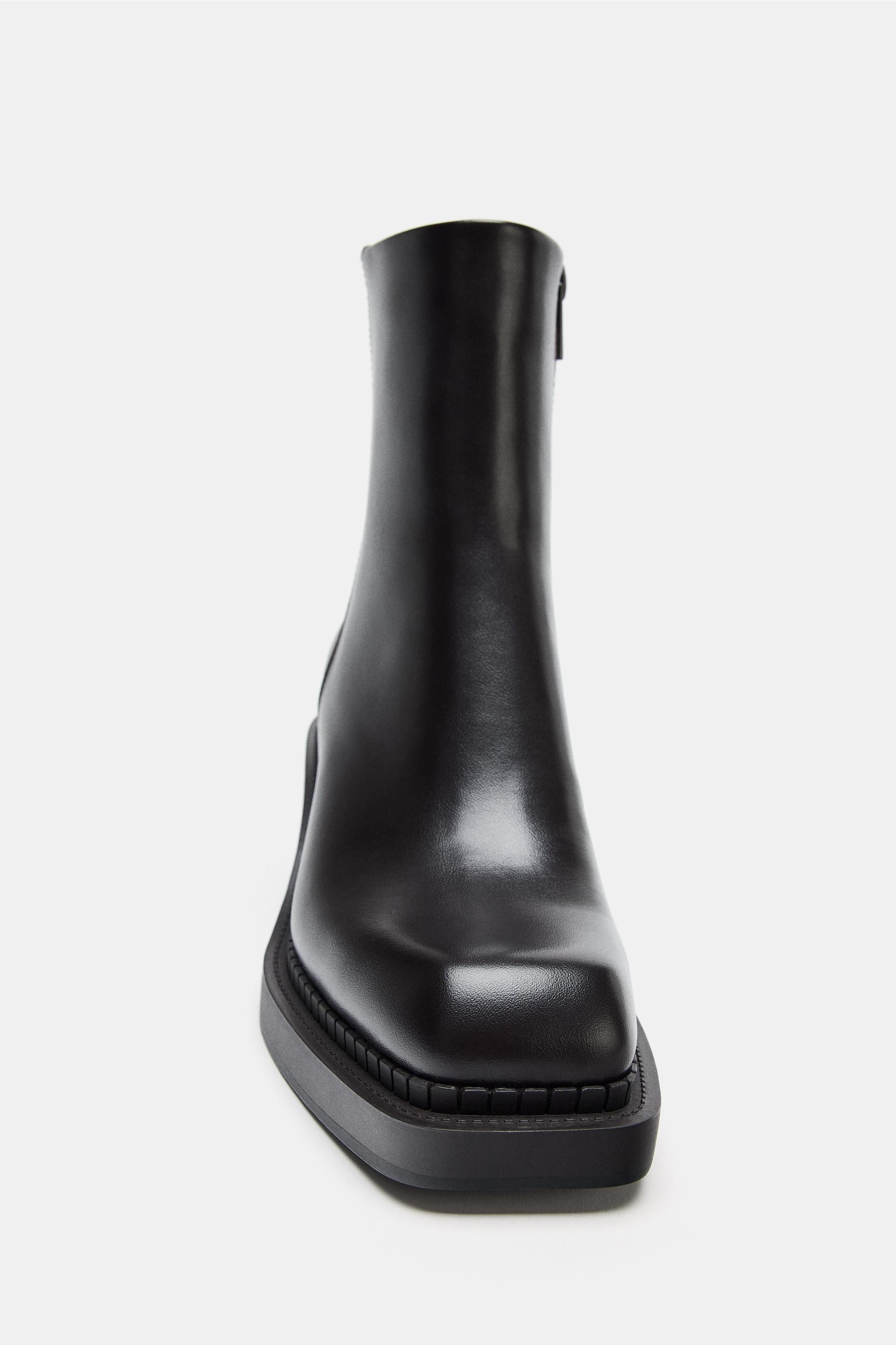 BLOCK HEEL ANKLE BOOTS