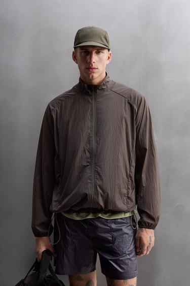 LIGHTWEIGHT TECHNICAL JACKET - Brown by Zara